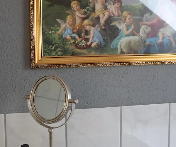 Bodensee Mit Herz فندق مبيت وإفطار 3*